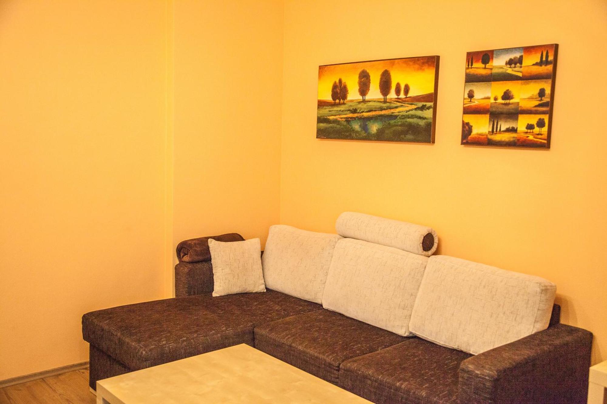 Apartmany U Cerveneho Stromu Roznov pod Radhostem Ruang foto